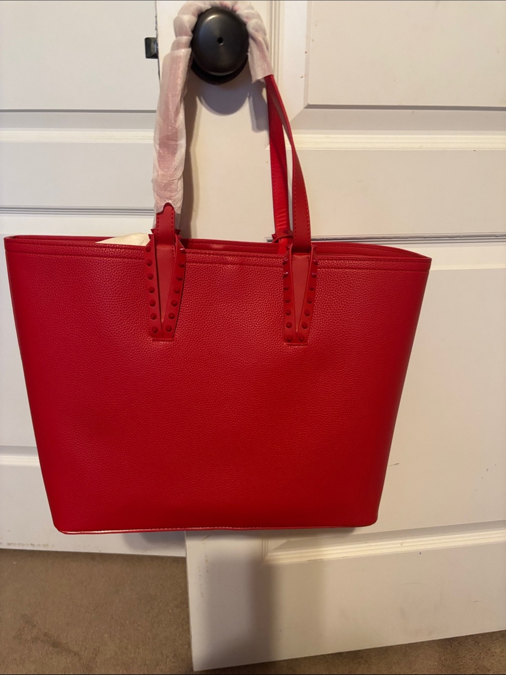 Red Women's Tote Bag - Classic Everyday Style